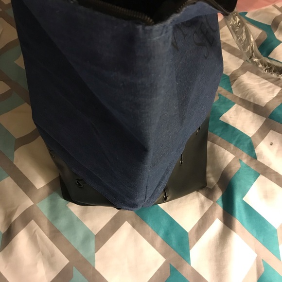 New VS huge tote bag - Picture 5 of 6